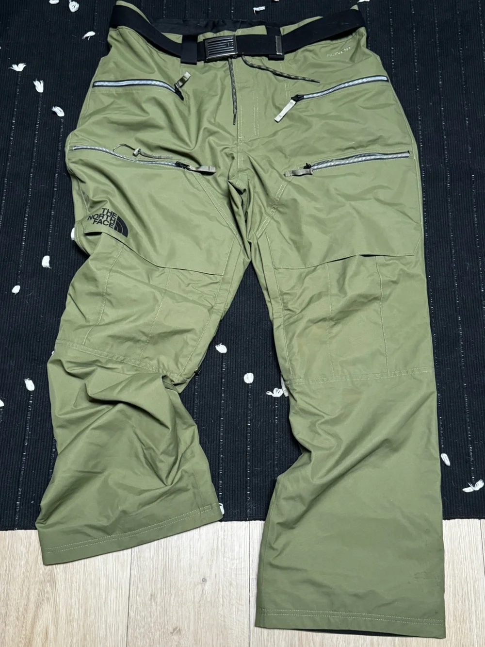 The North Face Men’s Olive Green Snow Pants Waterproof